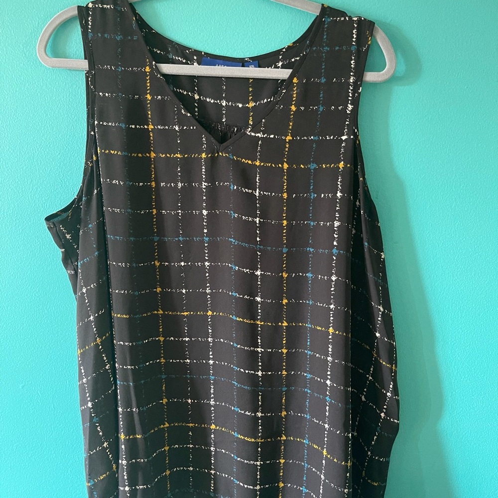 Apt 9 sleeveless blouse. XXL